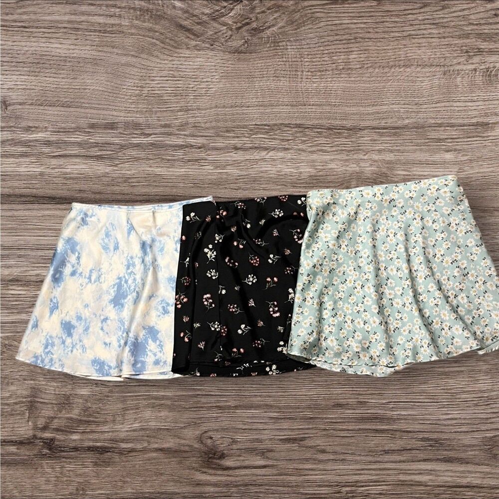 Womens No Boundaries Silk Skirt Lot-medium